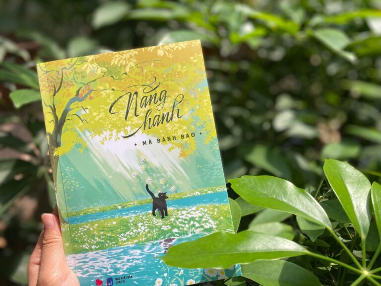 “Nắng hanh”: mùa hè dịu vàng và những rung cảm đầu đời