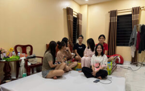 Chủ nhà nghỉ ở Thái Nguyên mở 40 phòng đón người dân tránh ngập