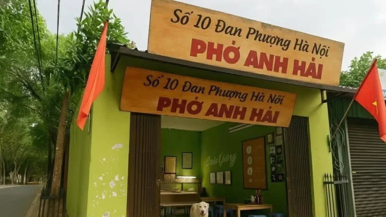 Vì sao “Phở Anh Hai” bỗng thành từ khóa nóng nhất Việt Nam?